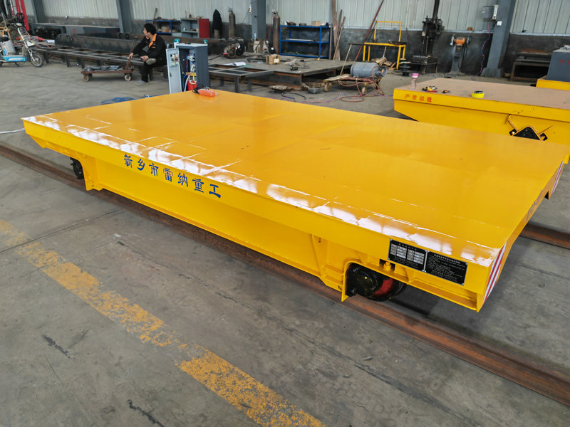 Solution de transport industriel Low Voltage Rail Transfert Trolley