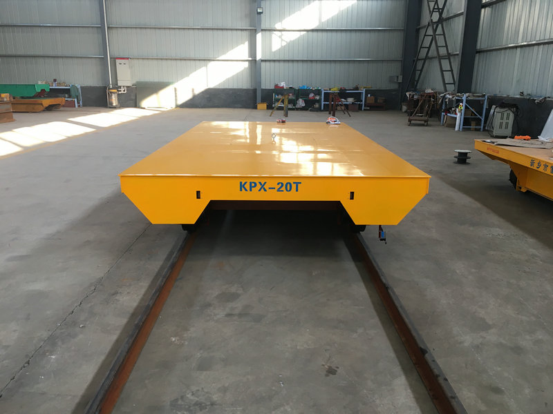 Atelier Trolley à conduite motorisée sur mesure
