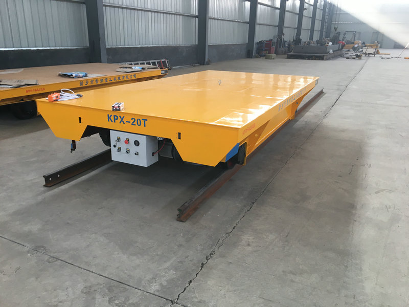 Atelier Trolley à conduite motorisée sur mesure