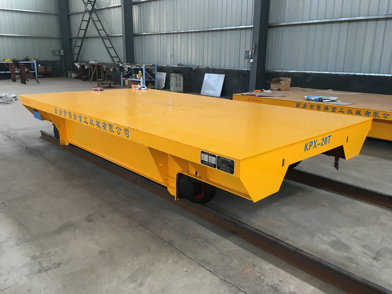 Atelier Trolley à conduite motorisée sur mesure