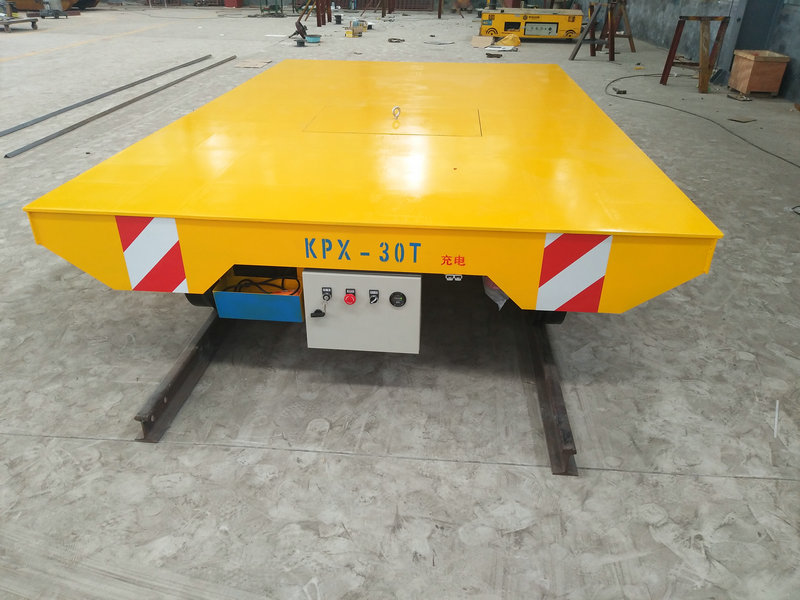 Véhicule de transport de 30 tonnes